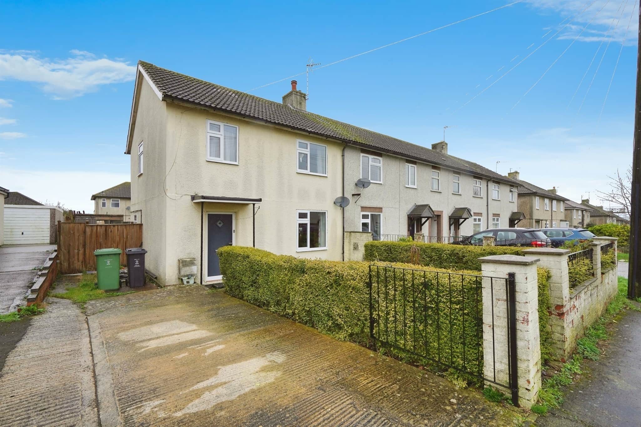 Property photo 0