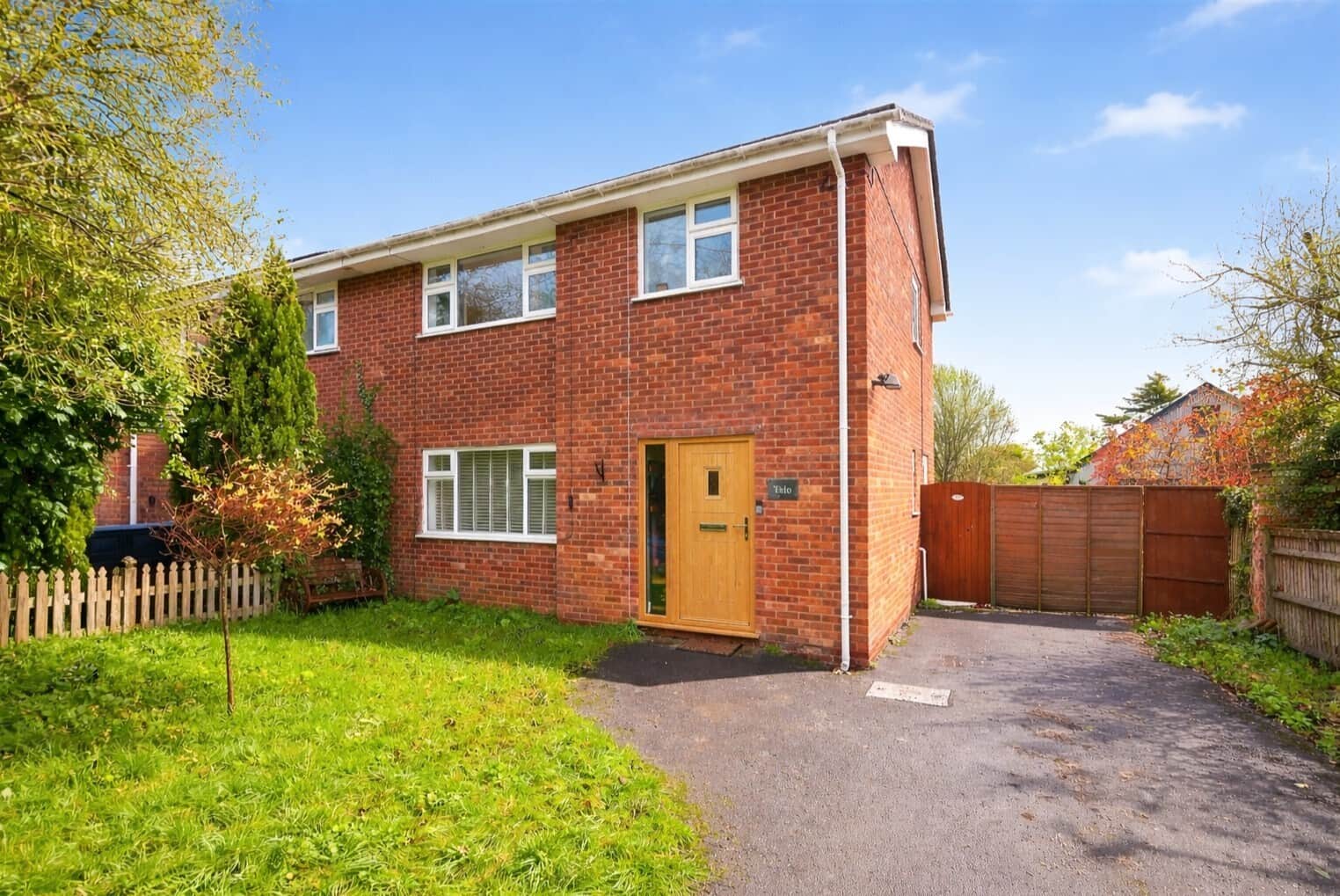 Property photo 0