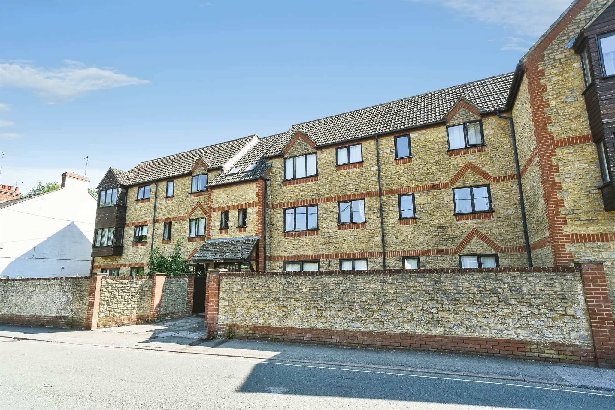 Property photo 0