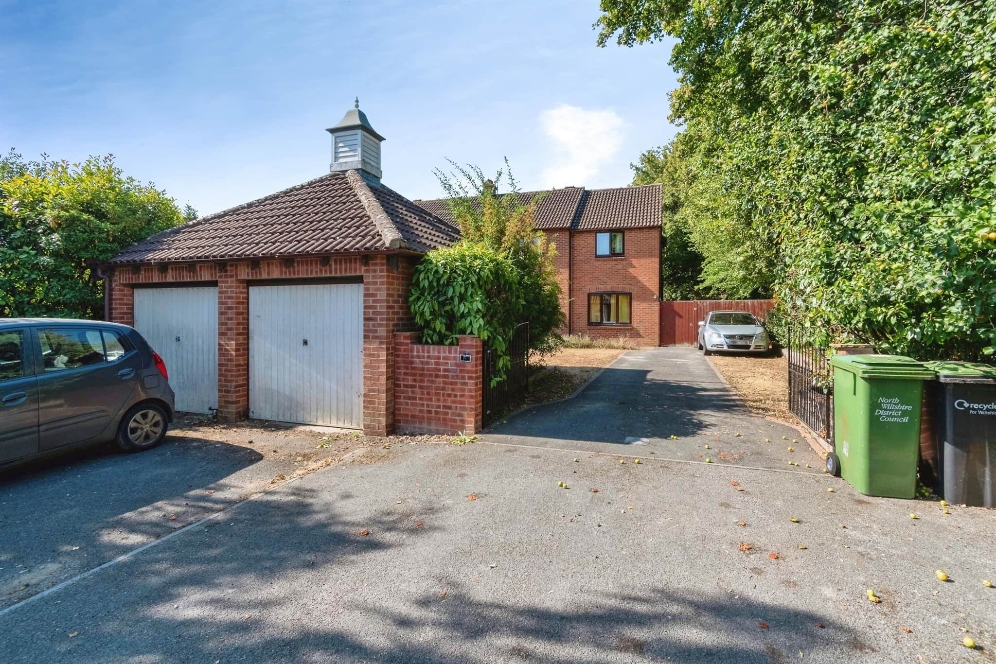 Property photo 0