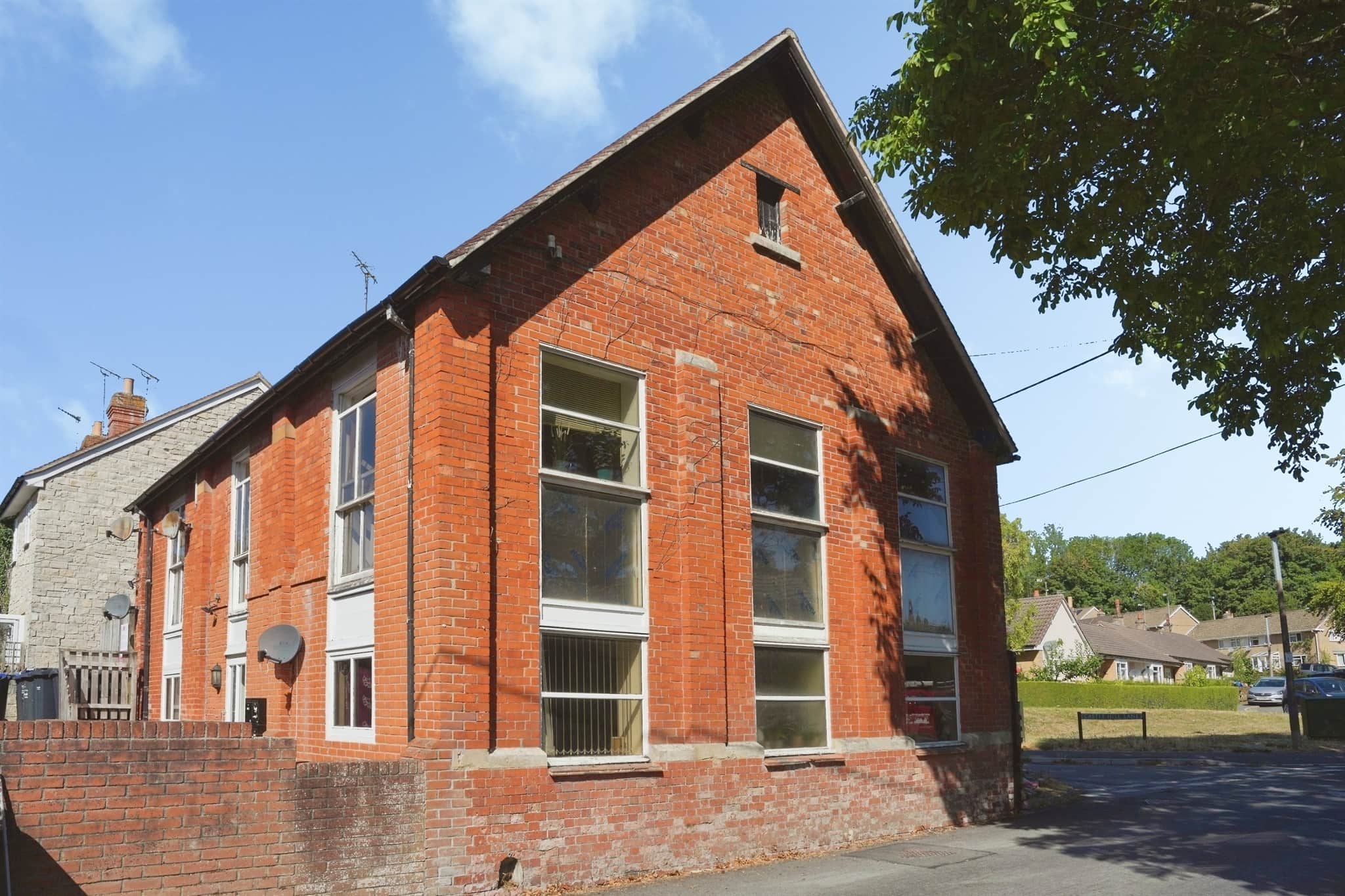 Property photo 0